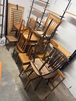 15 Stück Stühle (Beizenstühle, Antike Stühle)