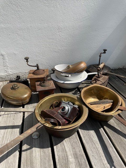 Sonstiges für Firmenanlässe & Parties: Lots d'objets anciens divers – Gebraucht aus Conches von sas_yd6v 1