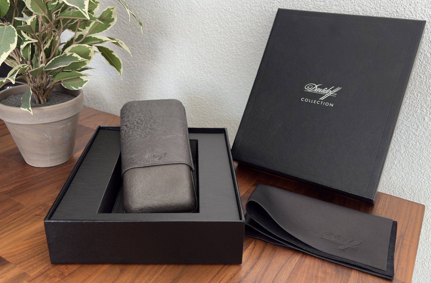 Altri Prodotti per fumatori: Davidoff Zigarren-Etui Double Corona-3 Echt-Strauss – Usato da Egerkingen venduto da Luckyluj 1