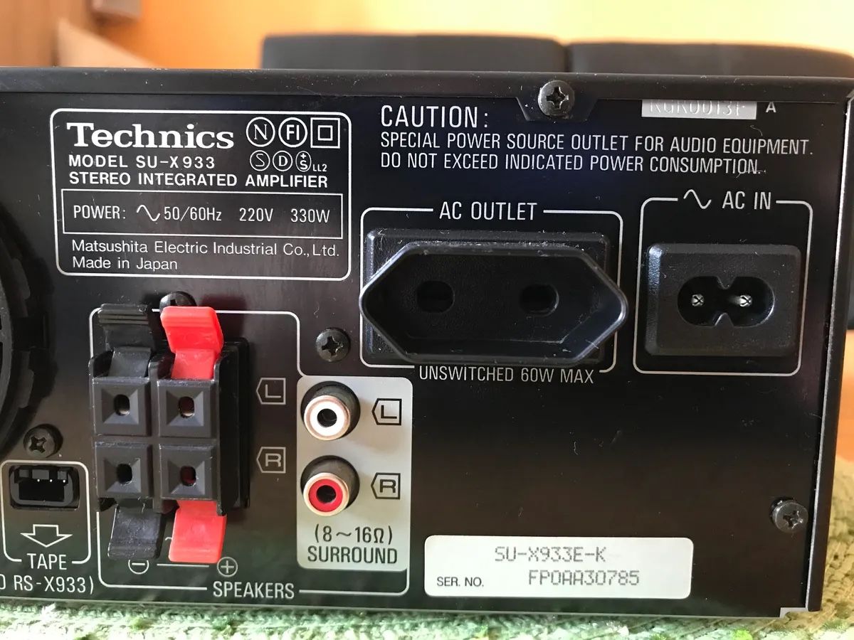 Technics Verstärker: Technics SU-X933 Stereo Verstärker  – Gebraucht aus Trimbach von ELITA-5 5