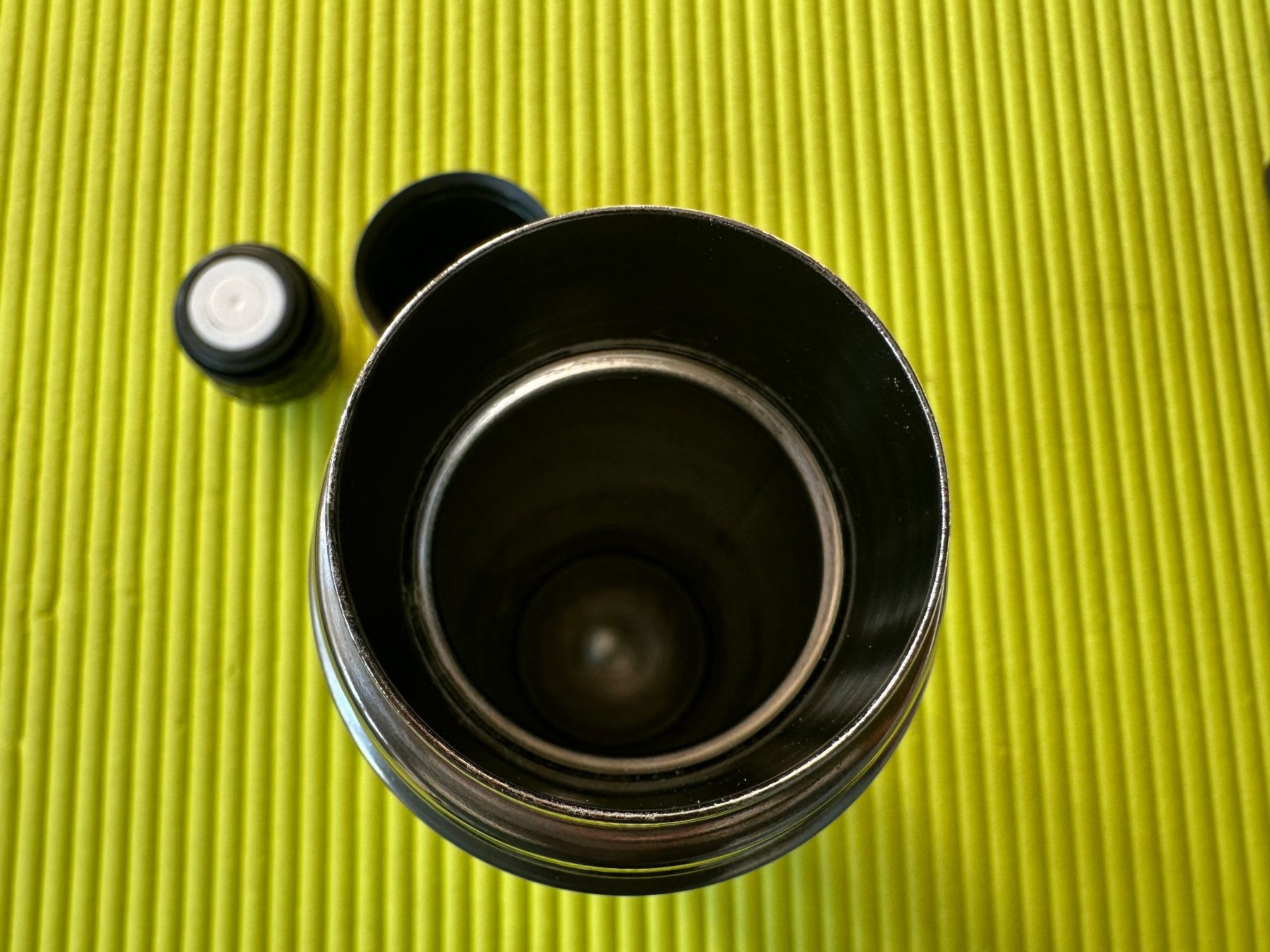 Gourdes & Thermos: Thermosflasche 0.7l mit Tragetasche – D'occasion à Stallikon par Rsiri 3