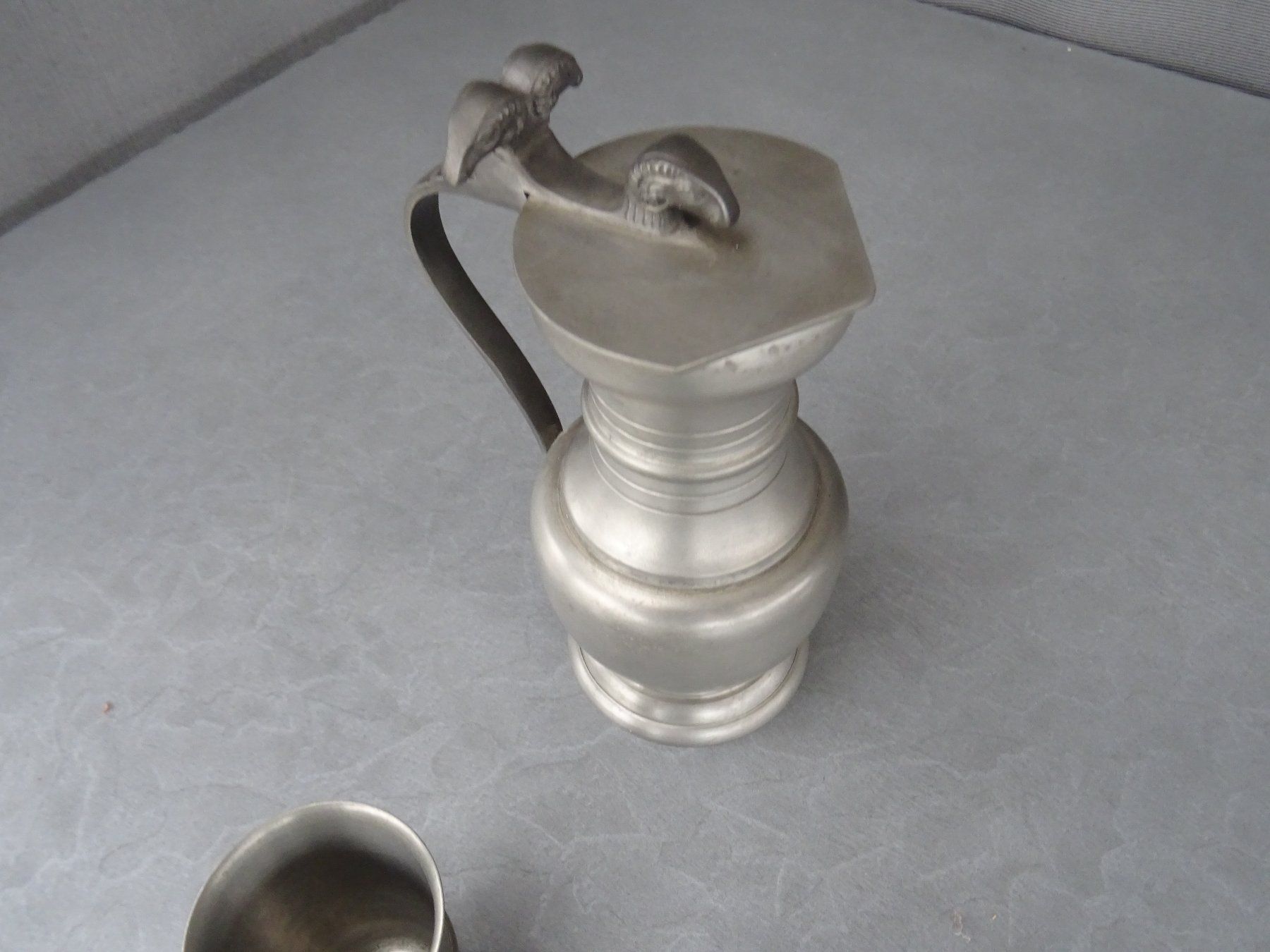 Caraffe: Kanne mit Becher 95% Fein Zinn – Nuovo (secondo la descrizione) da Rothrist venduto da heinrich1966 2