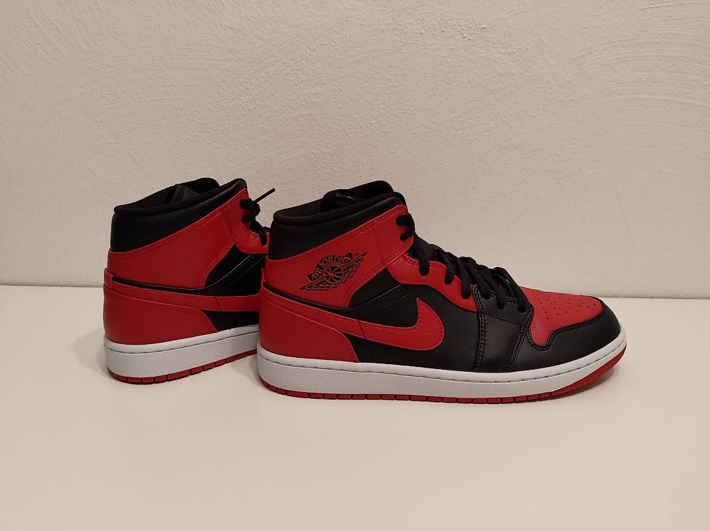 Jordan Scarpe da uomo: Jordan 1 Mid Banned (44) – Nuovo e nell'imballaggio originale da Ormalingen venduto da Rune86 1