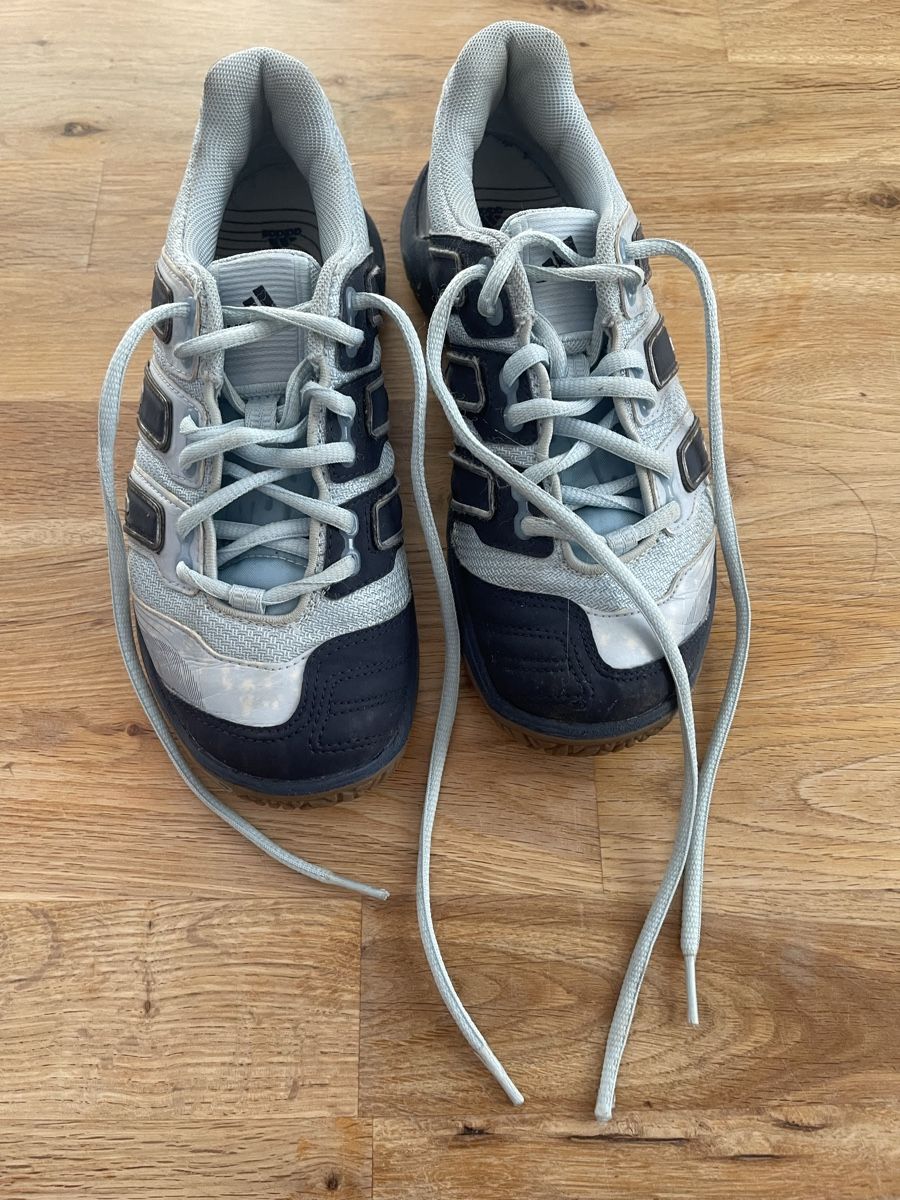 Adidas Scarpe da uomo: Turnschuhe, Adidas – Usato da Niederurnen venduto da Carbon21