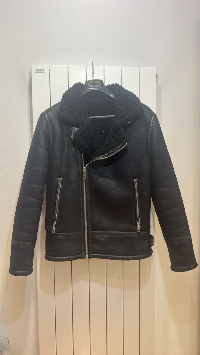 Zara Giacche: Veste / Blouson aviateur noir de taille M – Usato da Morges venduto da Alexys23