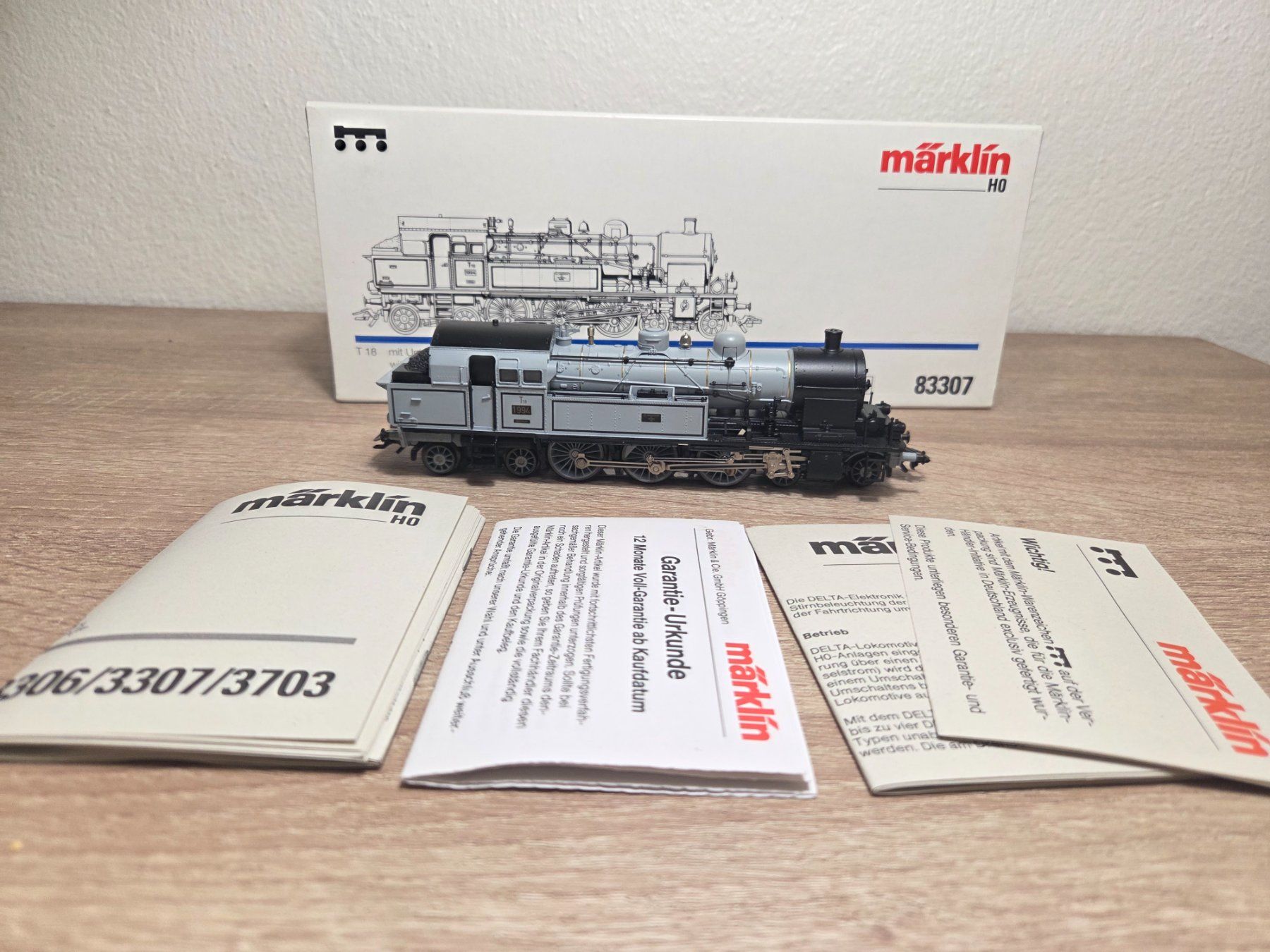 Märklin Modellini di ferrovie: Märklin 83307 Dampflok T 18 H0 – Nuovo e nell'imballaggio originale da St-Aubin-Sauges venduto da Lo_Go 6