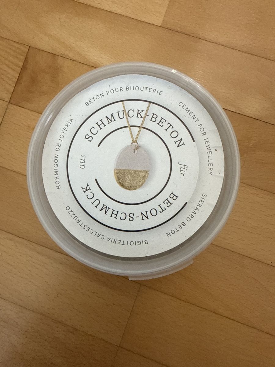 Rayher Kits de loisir créatif: Schmuckbeton Rayher neu  – Neuf avec emballage d'origine à Winkel par _OachKatzerl_