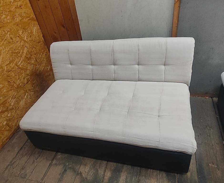 Divani: Sofa U-Form mit Ausziehfunktion – Usato da Nunningen venduto da 19ss90 1