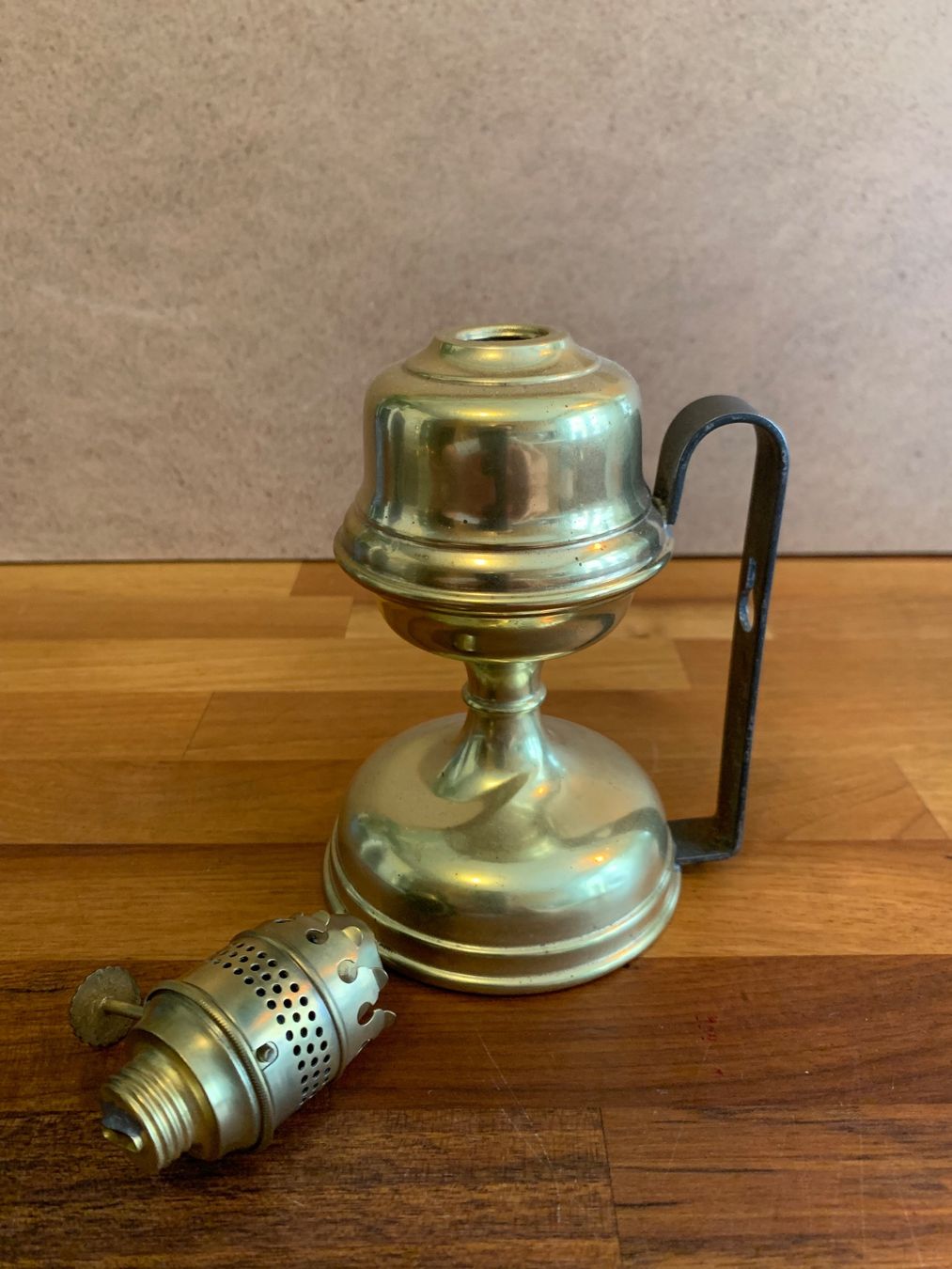 Lampade: 2 sehr schöne und seltene Petrollampen – Usato da Winterthur venduto da sommer_2019 2