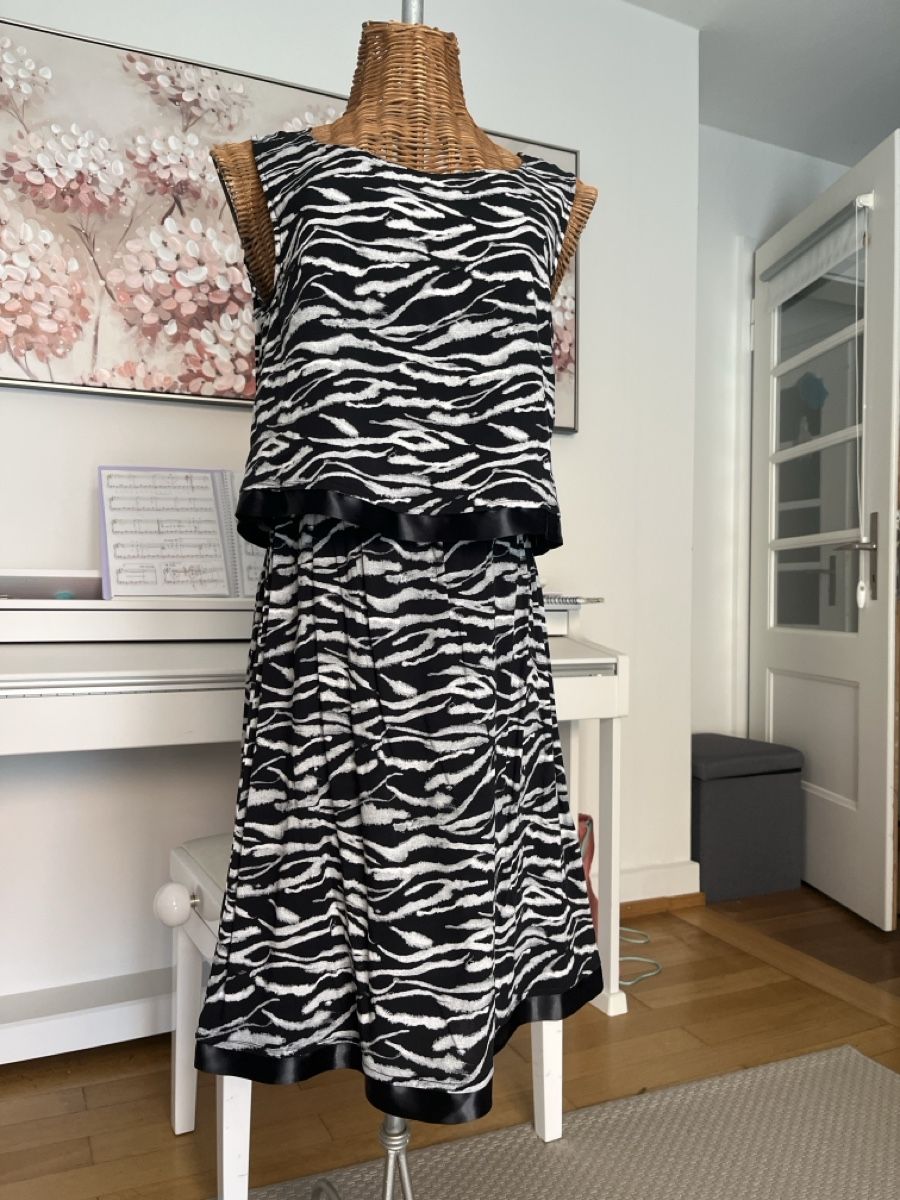 Tom Tailor Kleider: Kleid mit Zebra Muster, Tom Tailor, 34 – Gebraucht aus Solothurn von Bobesch08 2