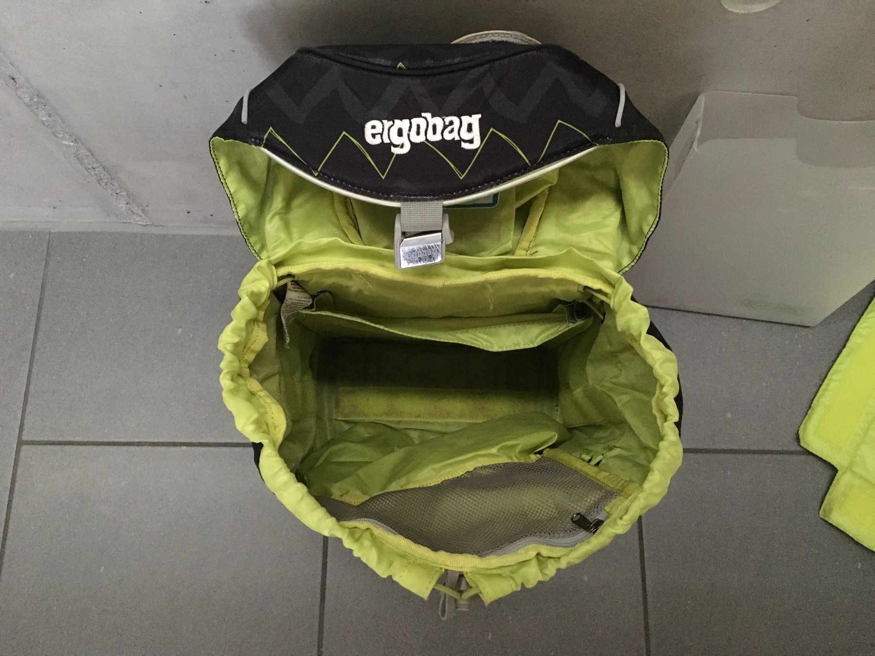 Kindertaschen: Ergobag Schulrucksack mit Turnrucksack Etuis – Gebraucht aus Oberrohrdorf von Desteny1 1