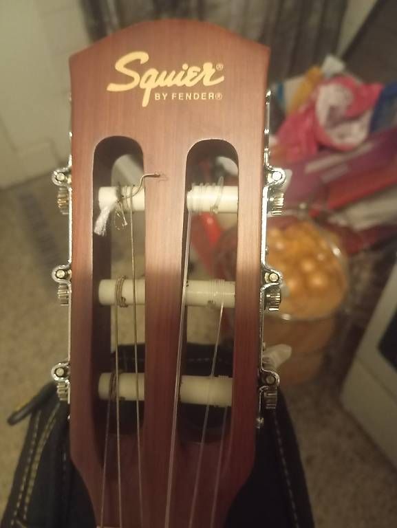 Squier Musikinstrumente: Squier 3/4 Classic guitar – Gebraucht aus Basel von Petergunn 1