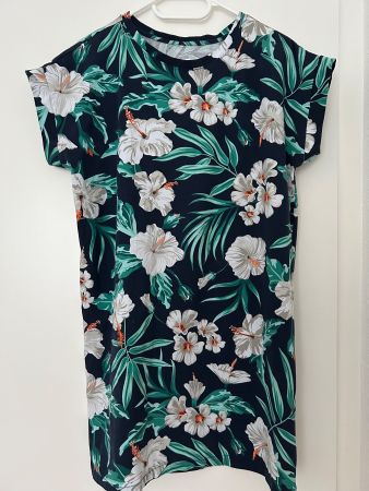 Neuwertiges Sommerkleid Gr.40