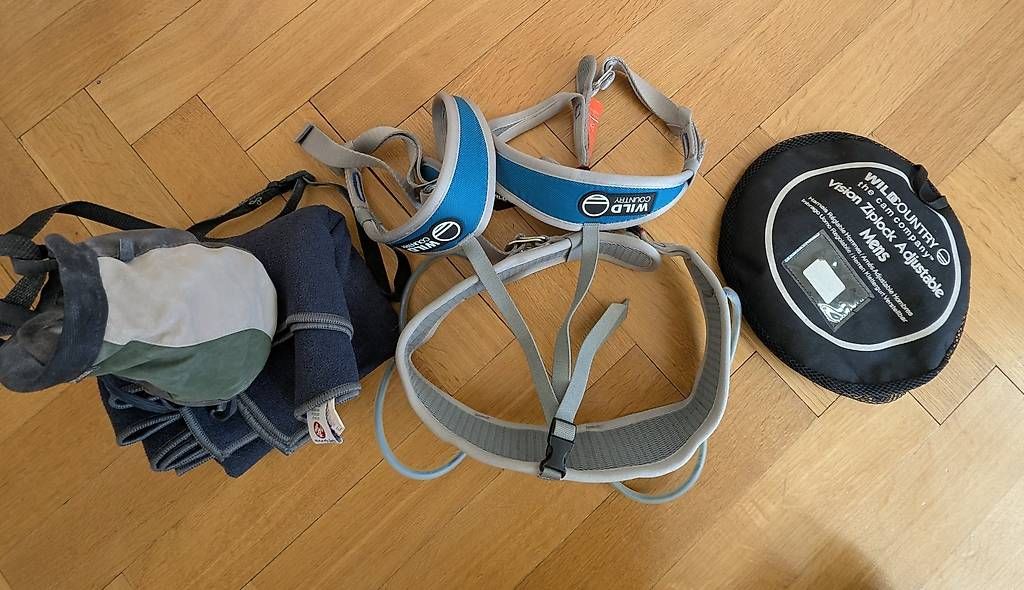 Kletterausrüstungen: Climbing Harness + Chalk bag – Gebraucht aus Zürich von ch0pf1n 2