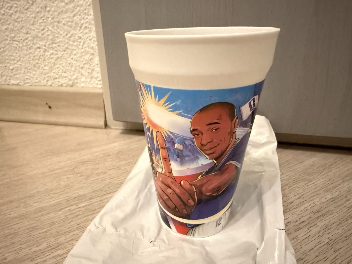 Contenitori & Simili: McDonalds Becher WM 2026 Thierry Henry – Nuovo e nell'imballaggio originale da Altendorf venduto da 1FrankenJohnny