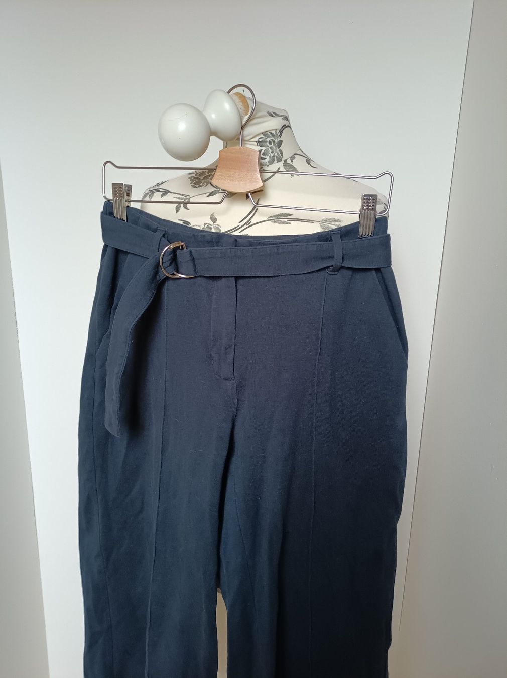 Hessnatur Hosen: 7/8 Stoffhose Hess Natur Baumwolle – Gebraucht aus Peccia von LillyMarie98 3