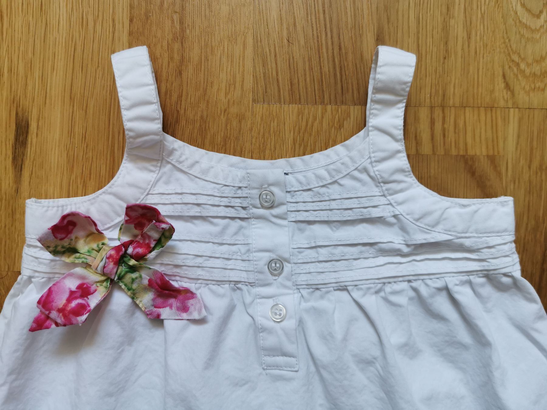 Camicette, T-shirt & Top: Kleid/Bluse/Top Gr. 86 – Usato da Seuzach venduto da Tureda 1