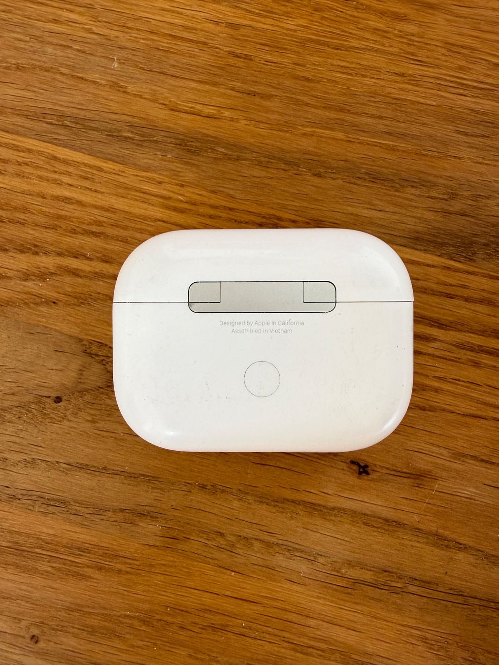 Apple Cuffie: APPLE AirPods Pro 2 Charging Case – Usato da Lausanne venduto da Nine1982 5