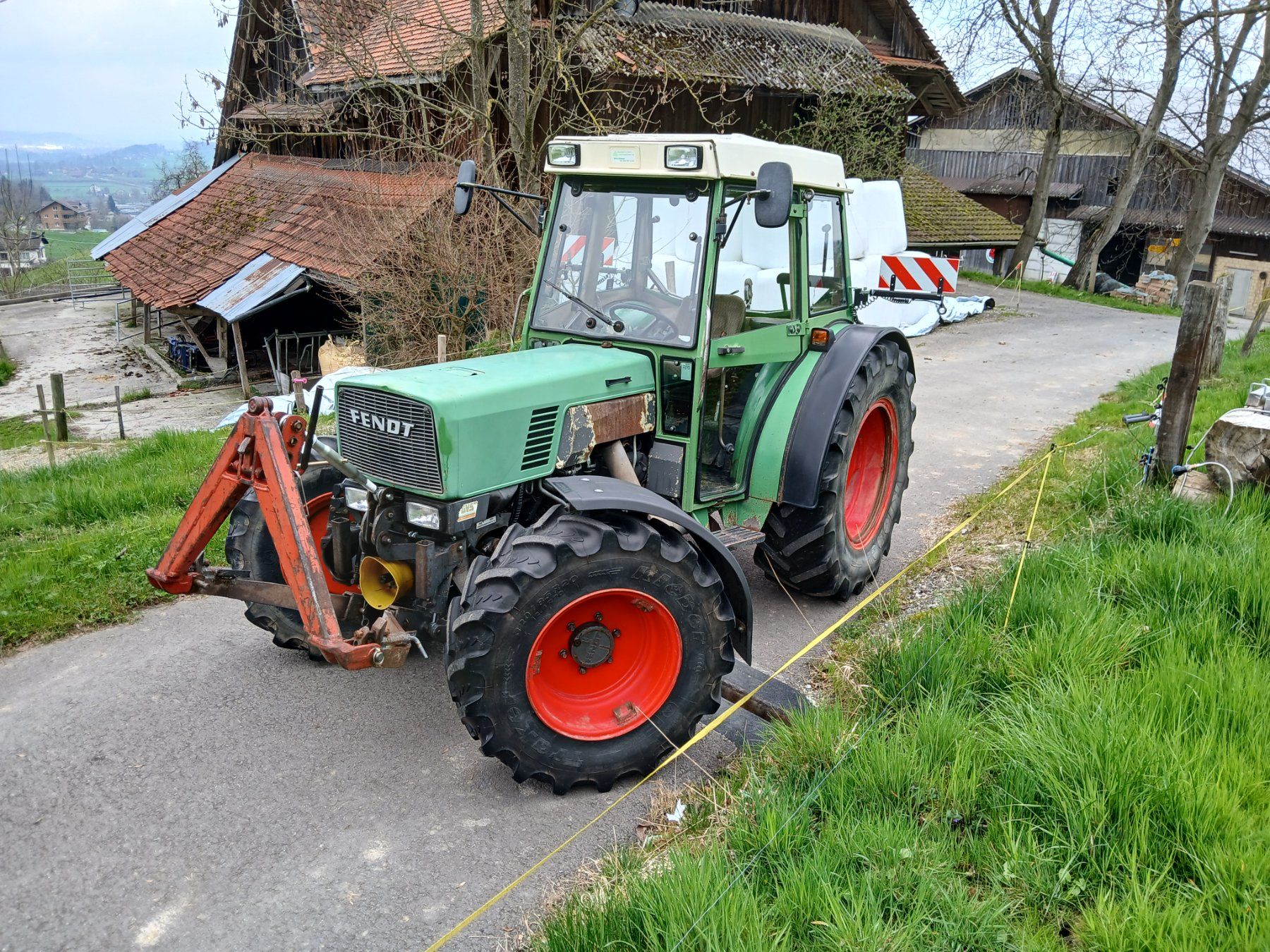 Trattori: Fendt 275 S – Usato da Rotkreuz venduto da rigu01 1