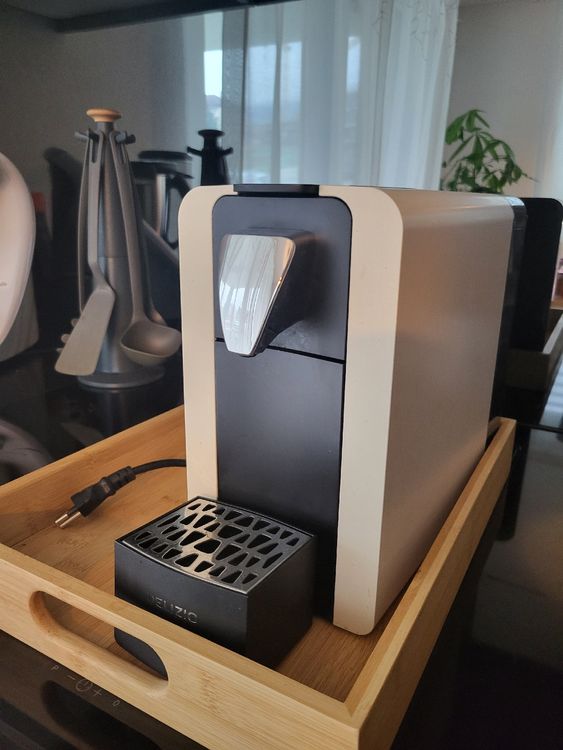 Elegantes Kaffeemaschine Frs Auto Ebenbild