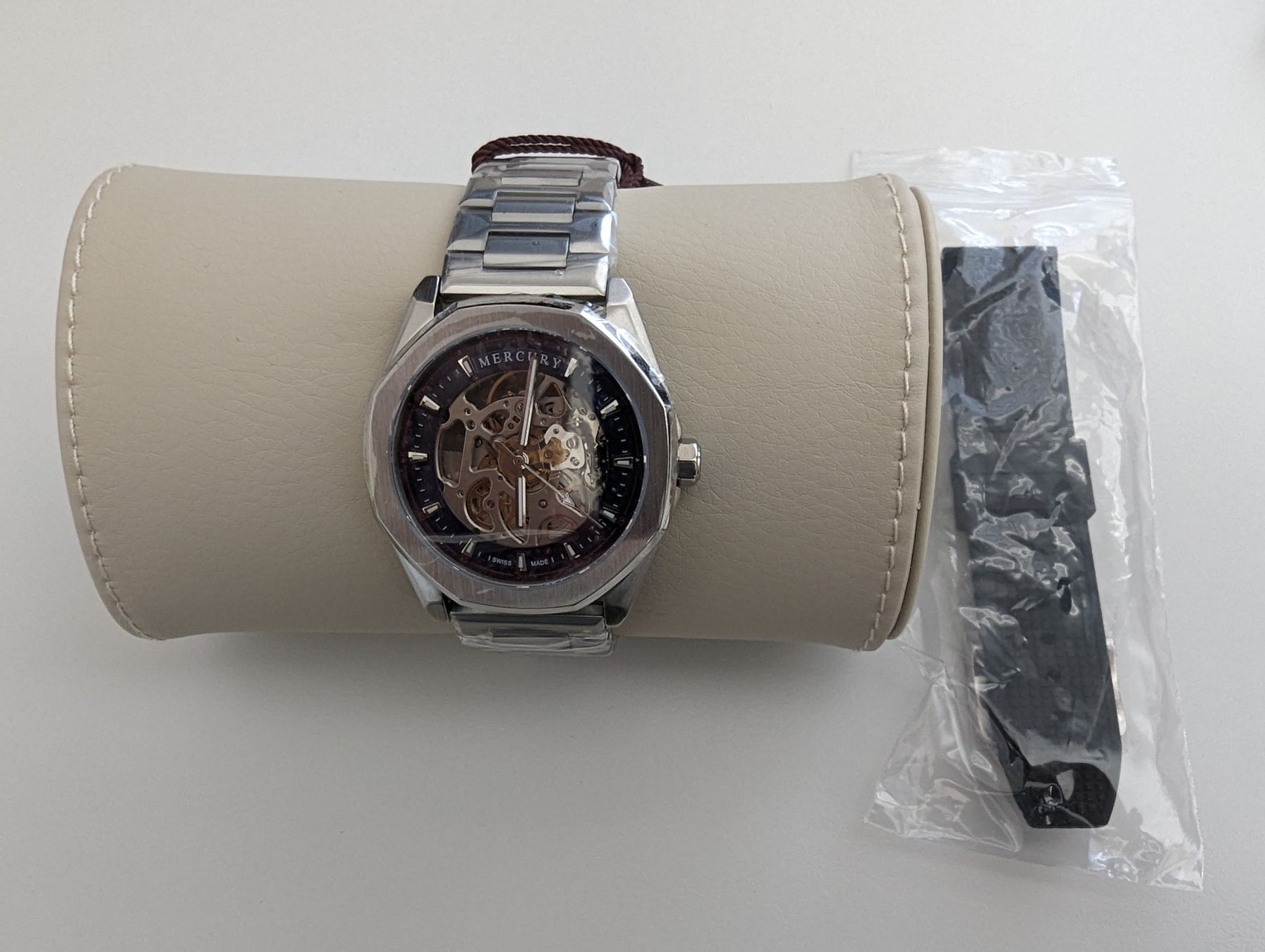 Mercury Orologi: Neue Mercury Skeleton Uhr – Nuovo e nell'imballaggio originale da Kirchberg BE venduto da ErikaL01 2