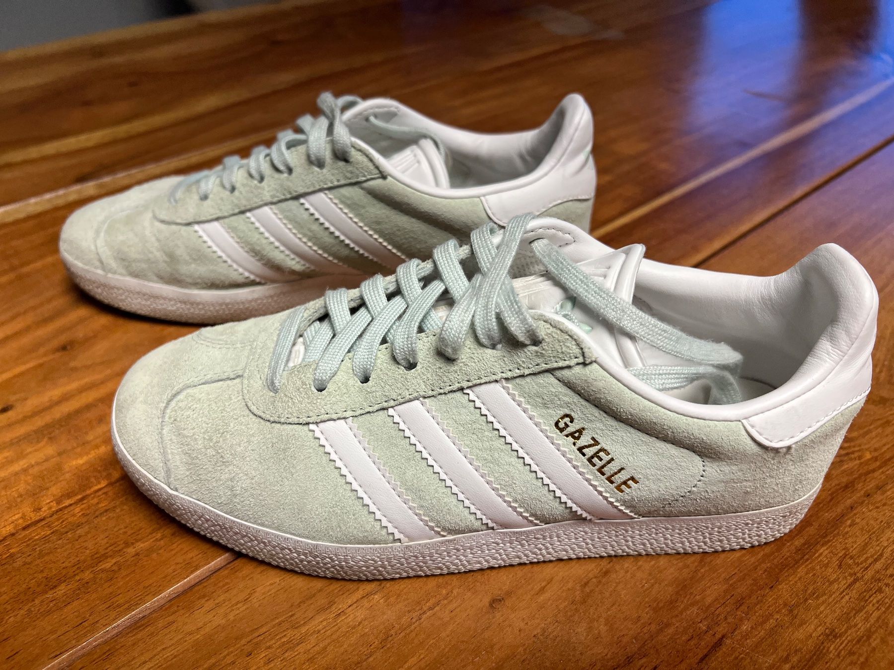 Adidas Herrenschuhe: ADIDAS Gazelle Sneaker hellgrün – Gebraucht aus Bassersdorf von m.vontobel 1