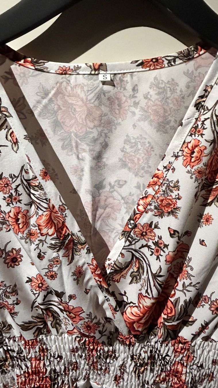 Vestiti: NEU Sommerliches Kleid mit Blumenmuster, Gr.S – Nuovo e nell'imballaggio originale da Münchenstein venduto da einElement 3