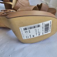 Hallhuber Plateau Sandalen Leder Nude Grösse 38 neu