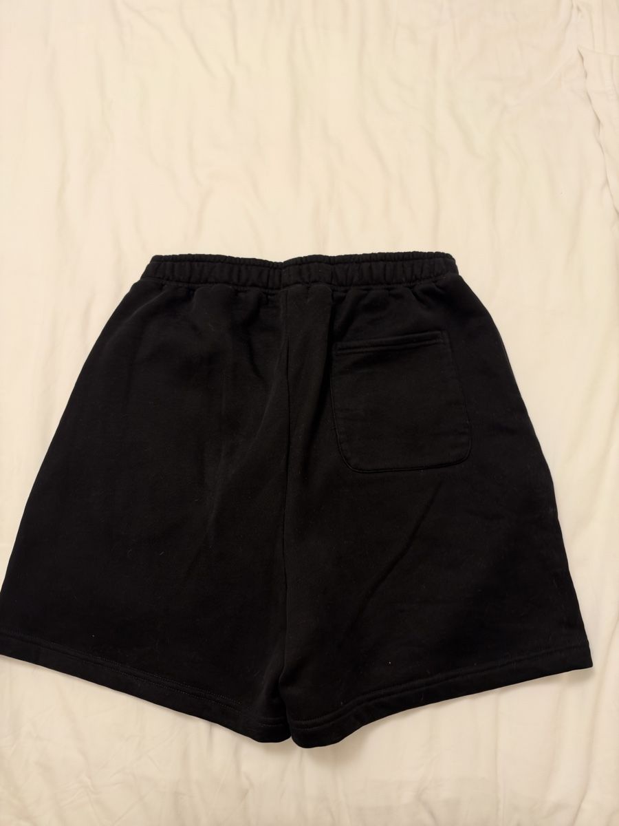 Hosen: Saint Shorts schwarz mit Perlen Applikation  – Gebraucht aus Olten von leoniee290118 3