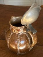 Antiker Krug Jugendstil Keramik und Zinn