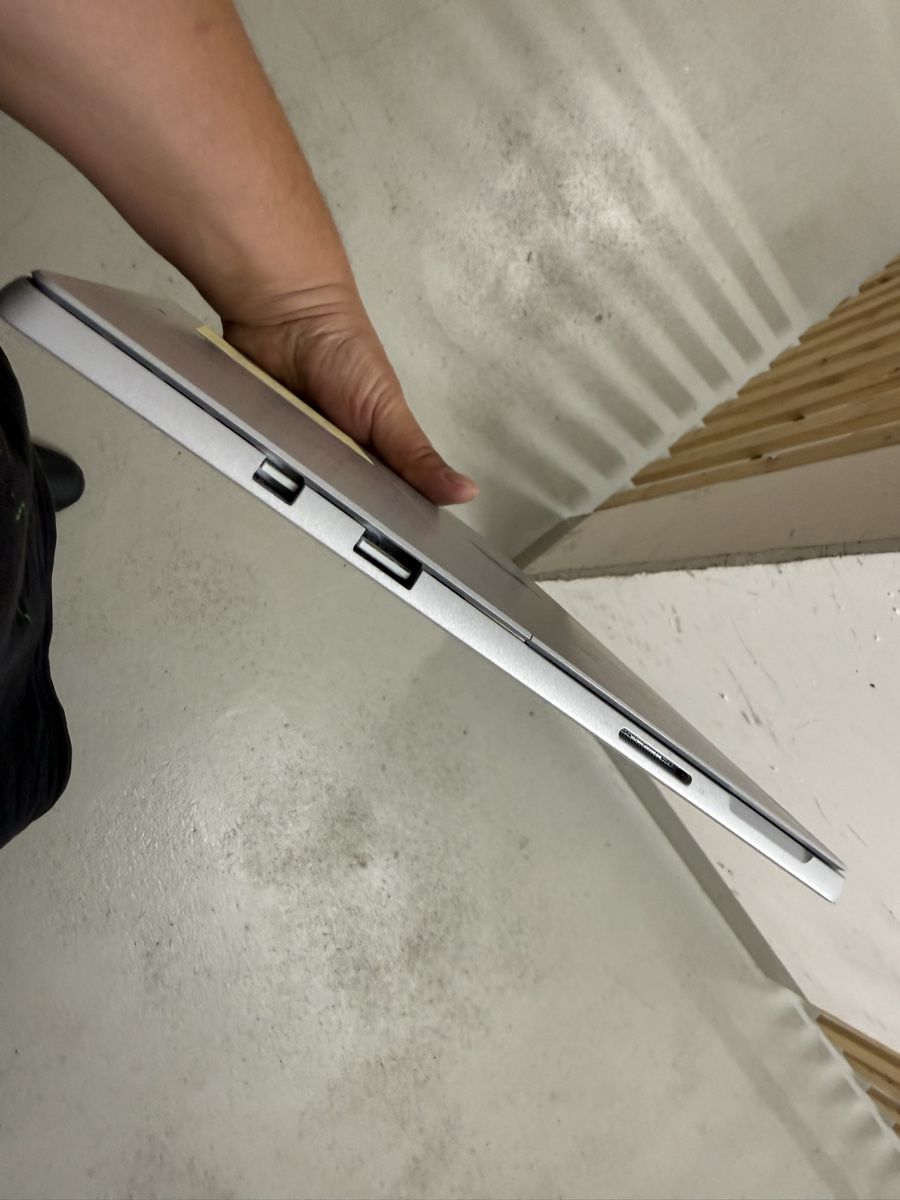 Microsoft Tablettes PC: Microsoft Surface Pro 1796 128GB   – D'occasion à Oensingen par aziri123 8