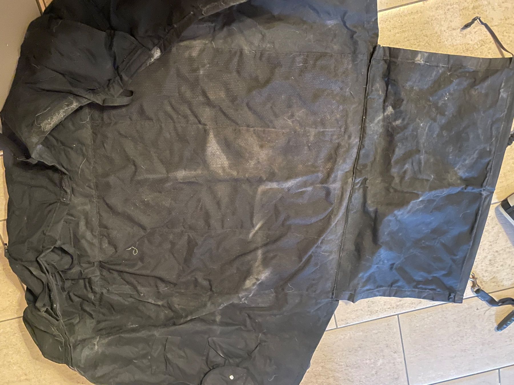 Tappeti & Tappetini: Auto Hunde Kofferraum Schutzdecke – Usato da Gebenstorf venduto da mo06