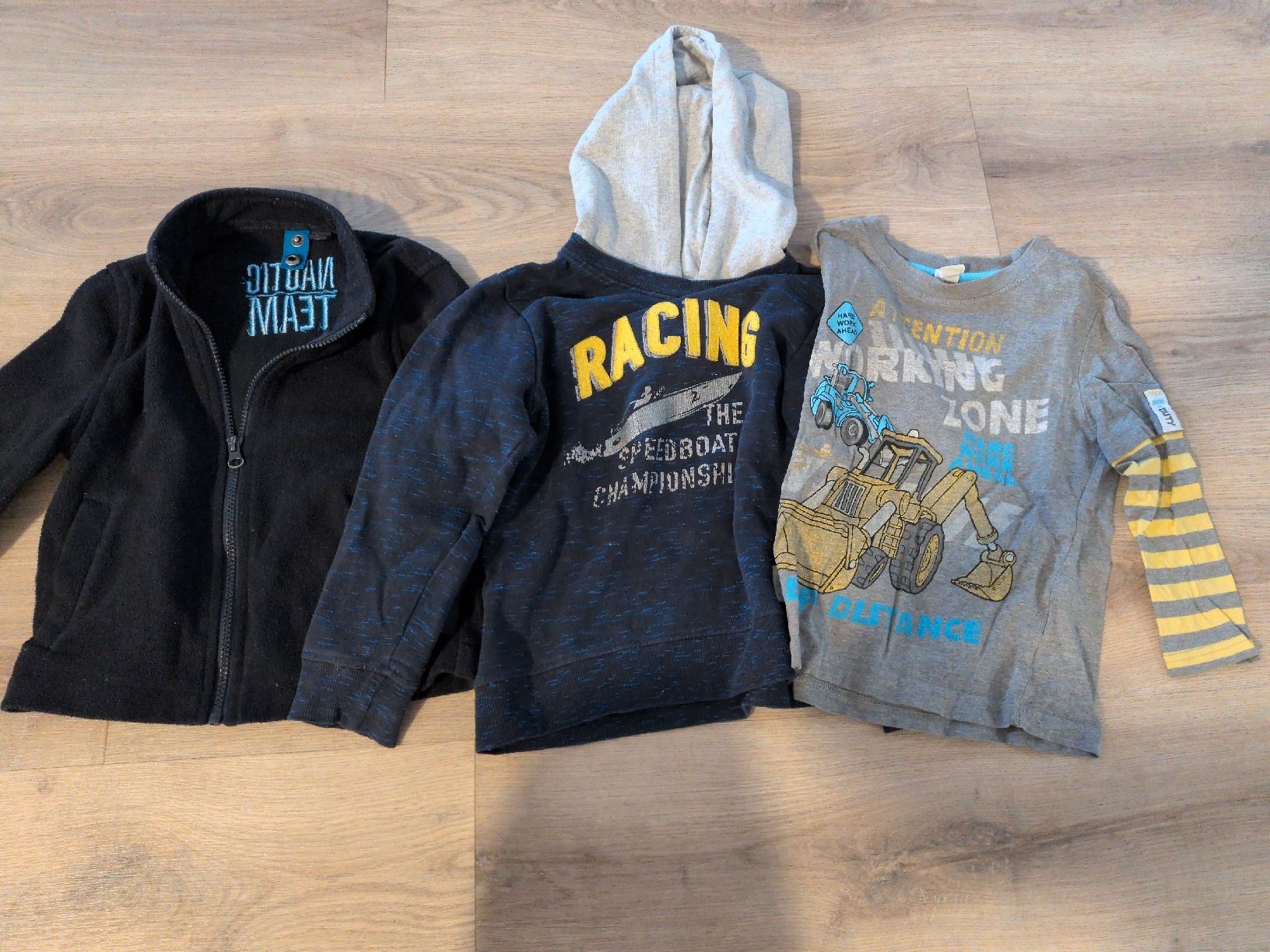 Kleiderpakete & -sets: Pullover und Jacke Set 3-teilig – Gebraucht aus Jonschwil von Dornroeschen01