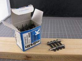 Märklin 10x 2235 kurze runde Gleisstücke