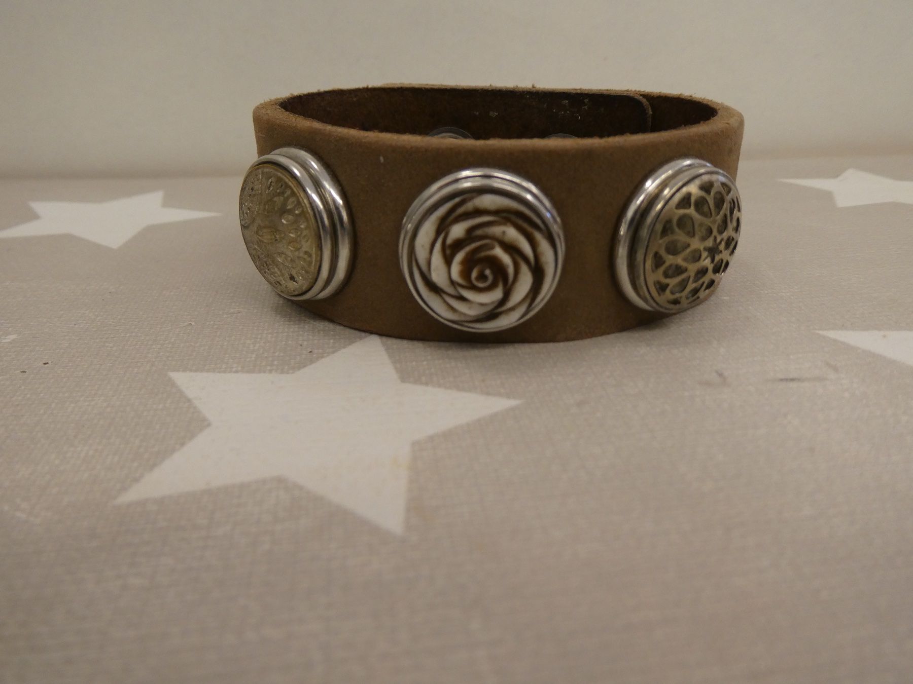 Armbänder & -reifen: Armband Noosa Amsterdam – Gebraucht aus Rafz von Powacaddy