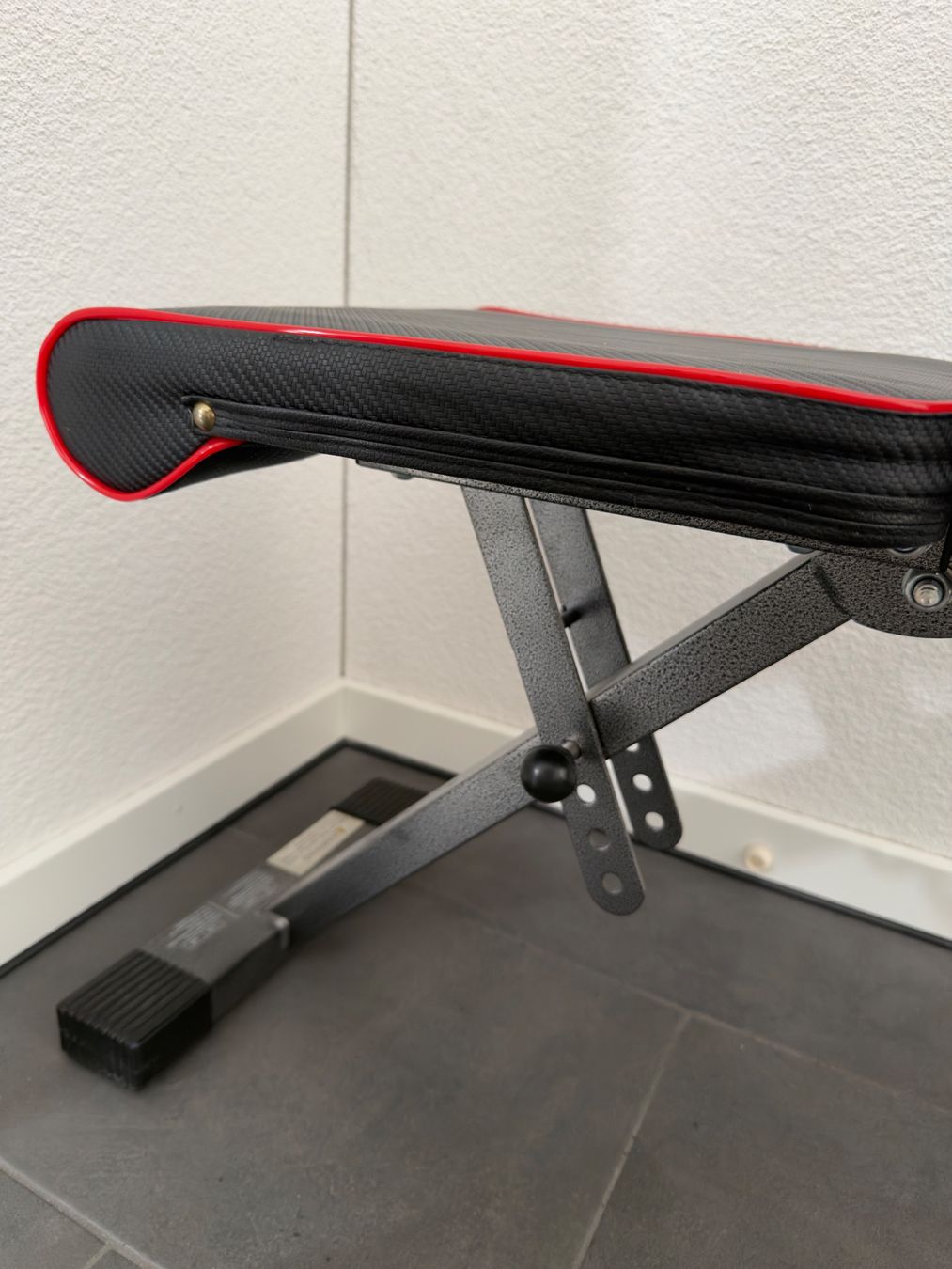 Hometrainer: Hantelbank – Usato da Niederglatt ZH venduto da Expatriate 2