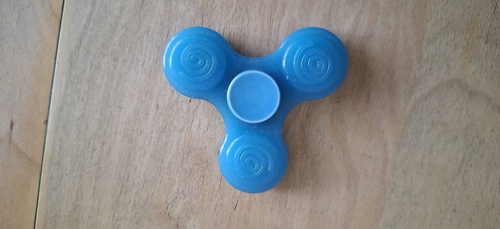 Spielzeuge: Fizzerspinner – Gebraucht aus Urdorf von natascha_1 1
