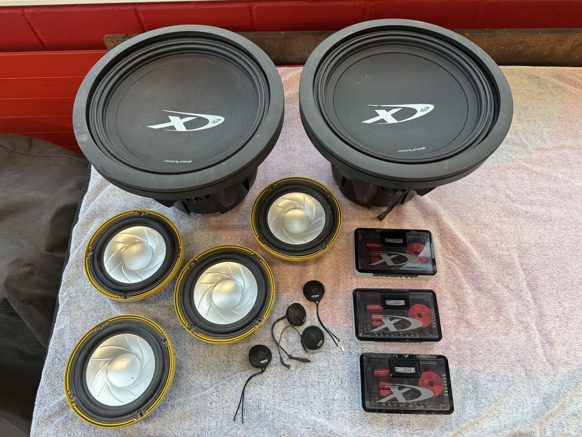 Alpine Haut-parleurs: Alpine Soundsystem – D'occasion à Oftringen par fah_6chf