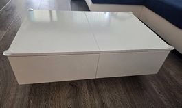 Couchtisch in weiss 