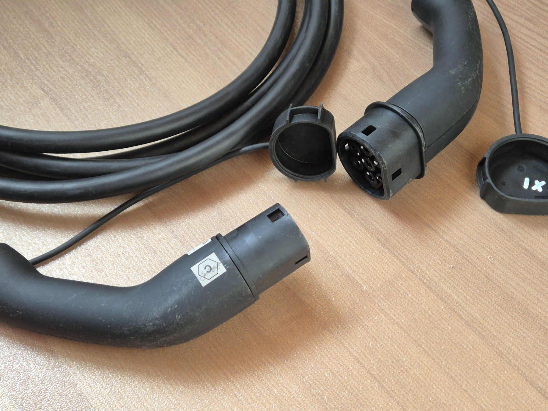 Cavi: Ladekabel Typ 2 - 22kw - 6m - original Renault E-Tech – Usato da Wynau venduto da snoesel 2