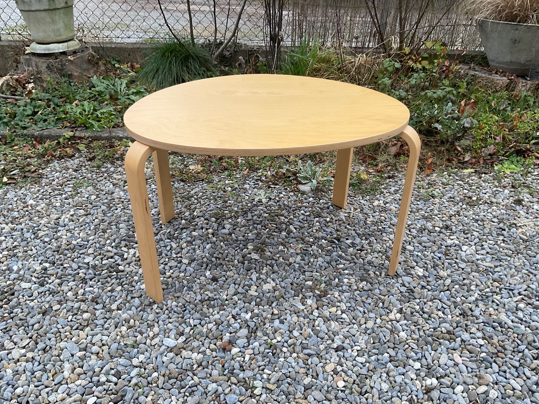 Tavoli: IKEA Svalsta Beistelltisch Couchtisch – Usato da Aarau venduto da Ikebana03