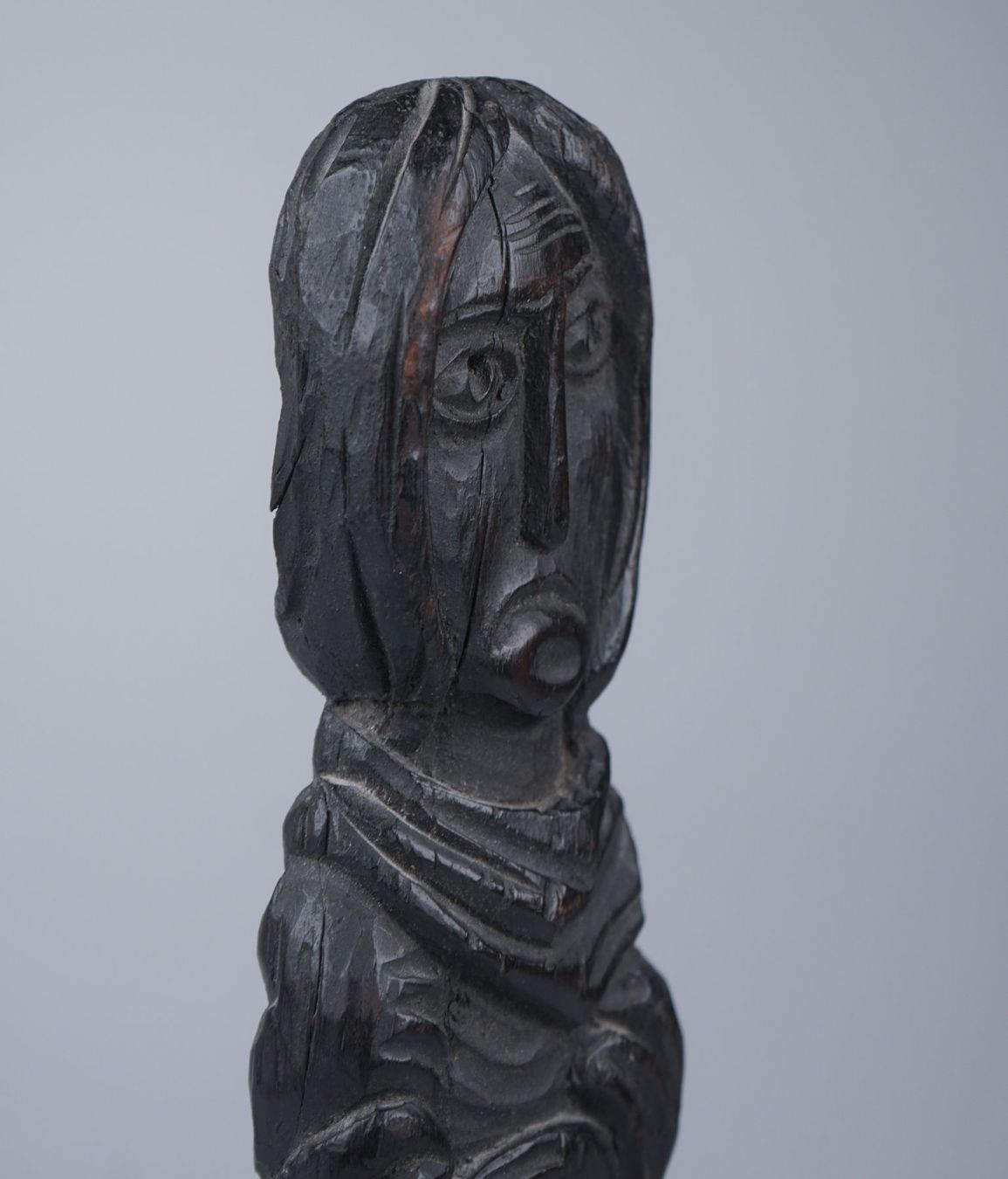 Skulpturen & Statuen: Handgeschnitzte, dunkle Holzfigur. – Gebraucht aus Volketswil von brockipfannenstil 4