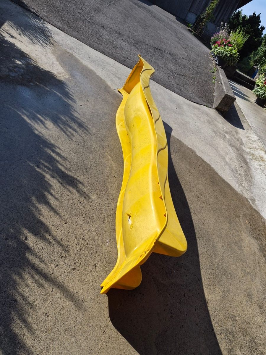Scivoli: Rutsche gelb 2.90 Meter lang,gebraucht – Usato da Wichtrach venduto da Krewil 1
