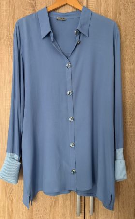 Bluse Hemd blau Grösse XL Made in Italy Marke More
