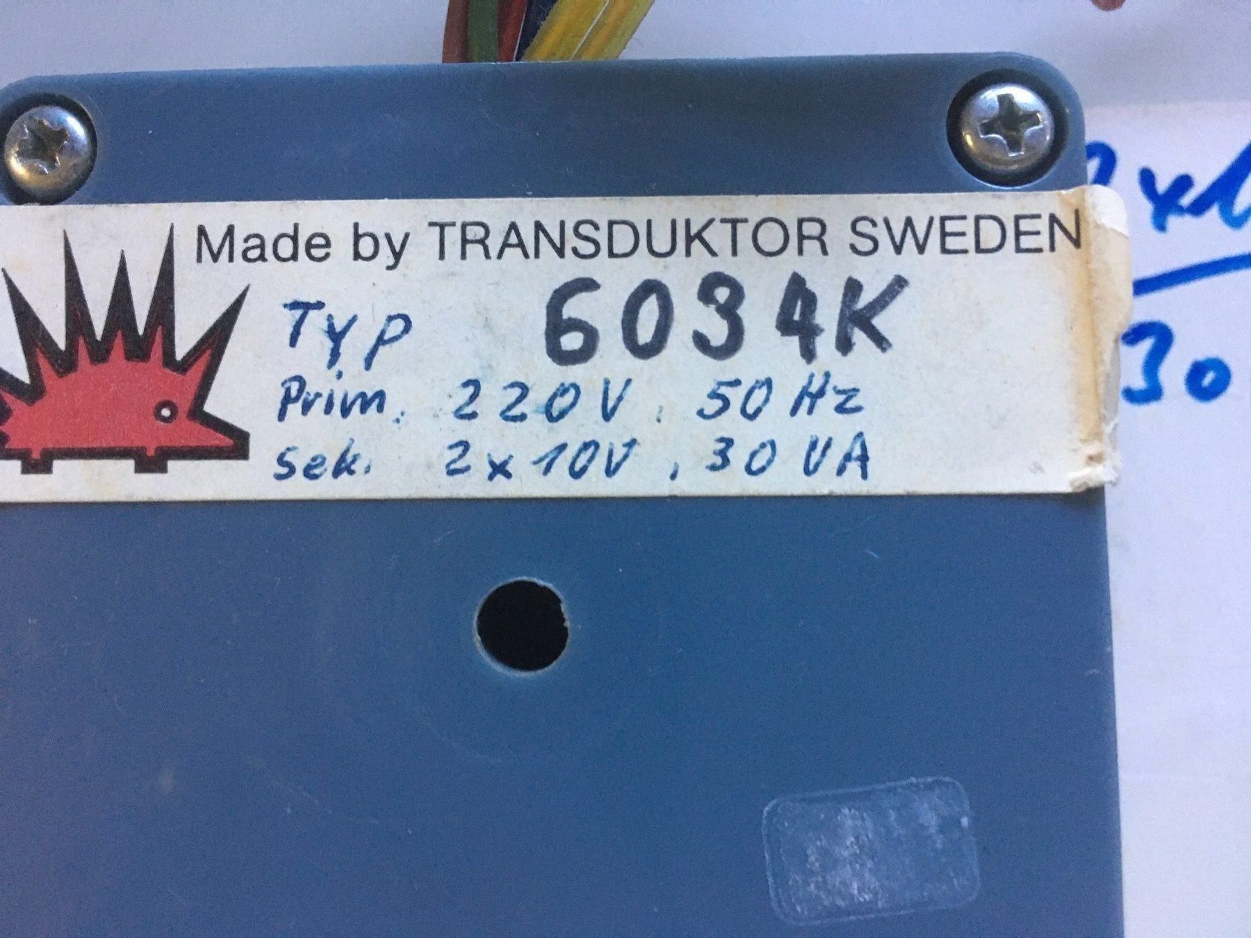 Componenti elettronici: Ringkerntrafos 220V - 2x10V 30 VA – Nuovo e nell'imballaggio originale da Brugg AG venduto da Pedro4