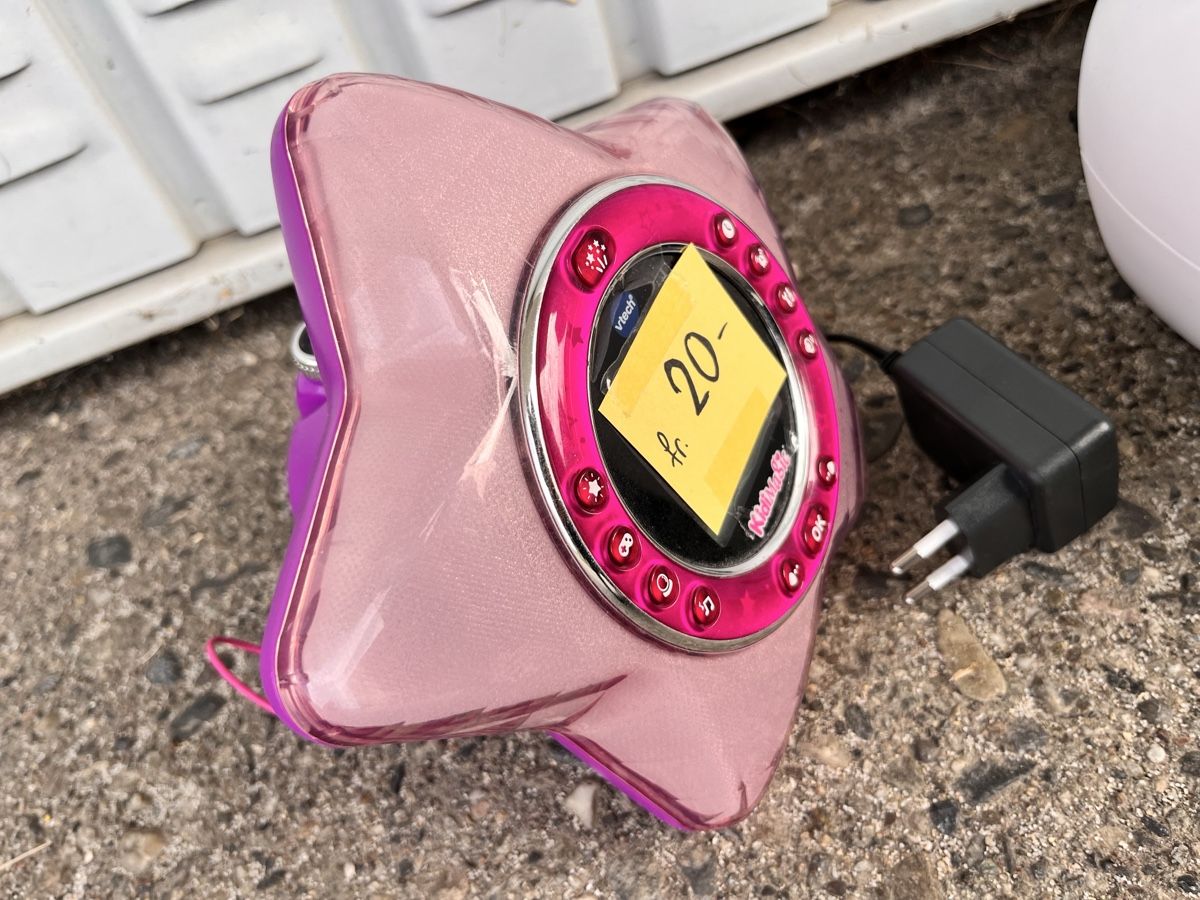Giocattoli: Console VTech KidiMagic rose état acceptable – Usato da Denges venduto da Stojanov18