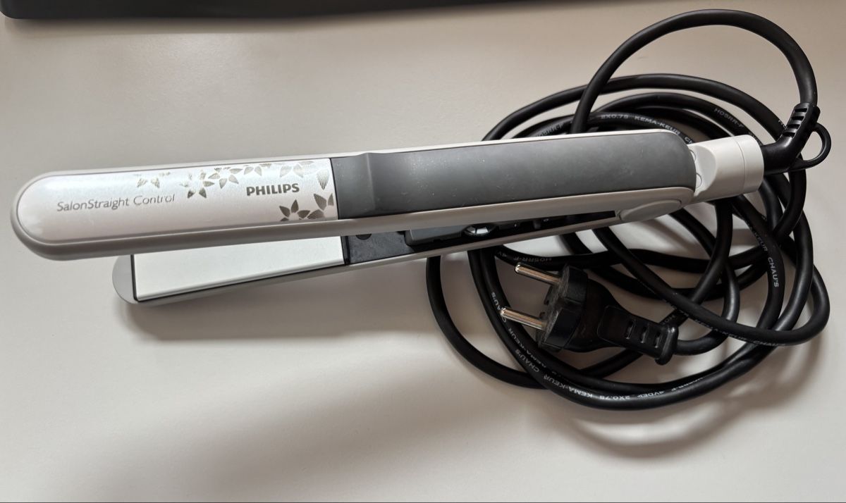 Philips Fers à boucler & lisser: Philips Glätteisen SalonStraight Control – D'occasion à Uetikon am See par ansi2601
