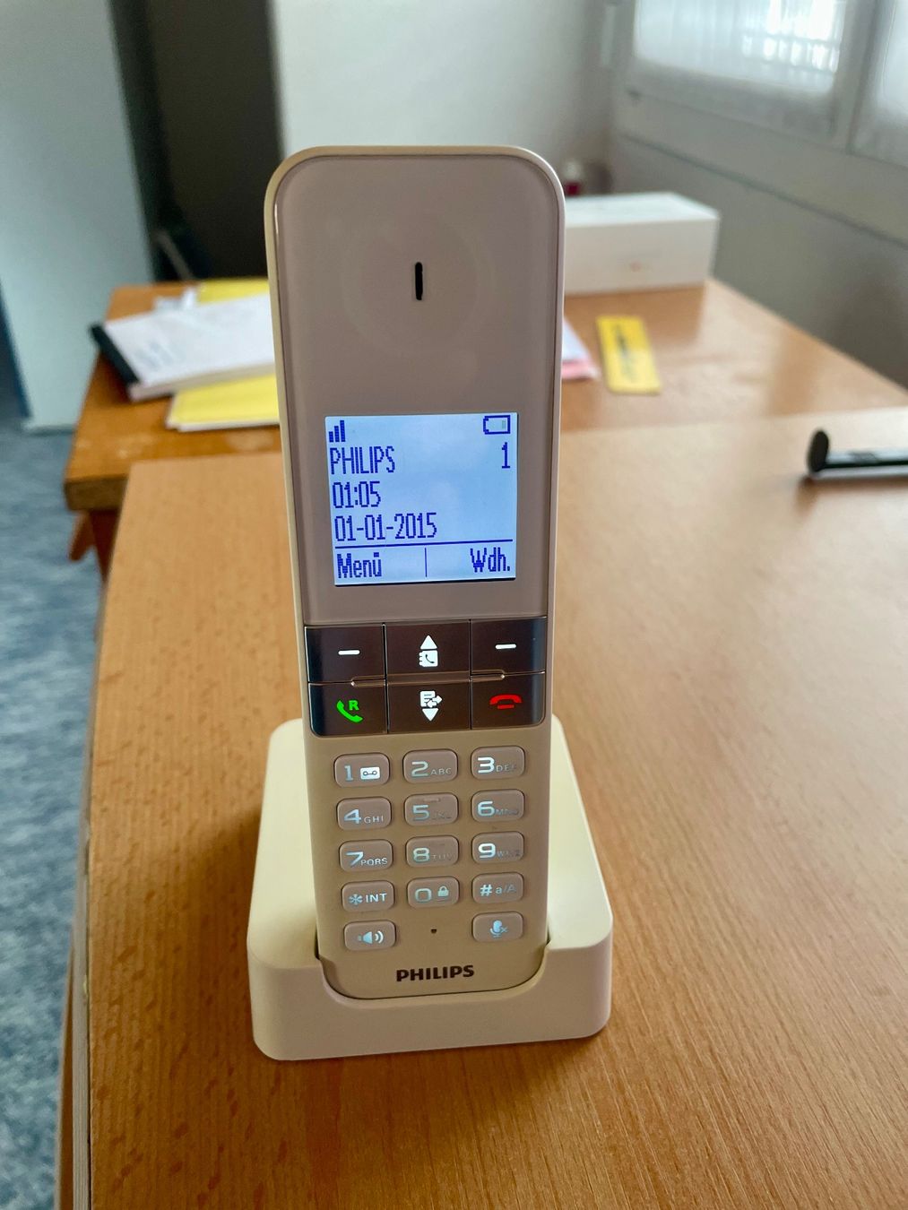Philips Telefoni: Schnurrlos Telefon, Marke: "Philips D4501W/38 – Usato da Glarus venduto da hugenmatter 1