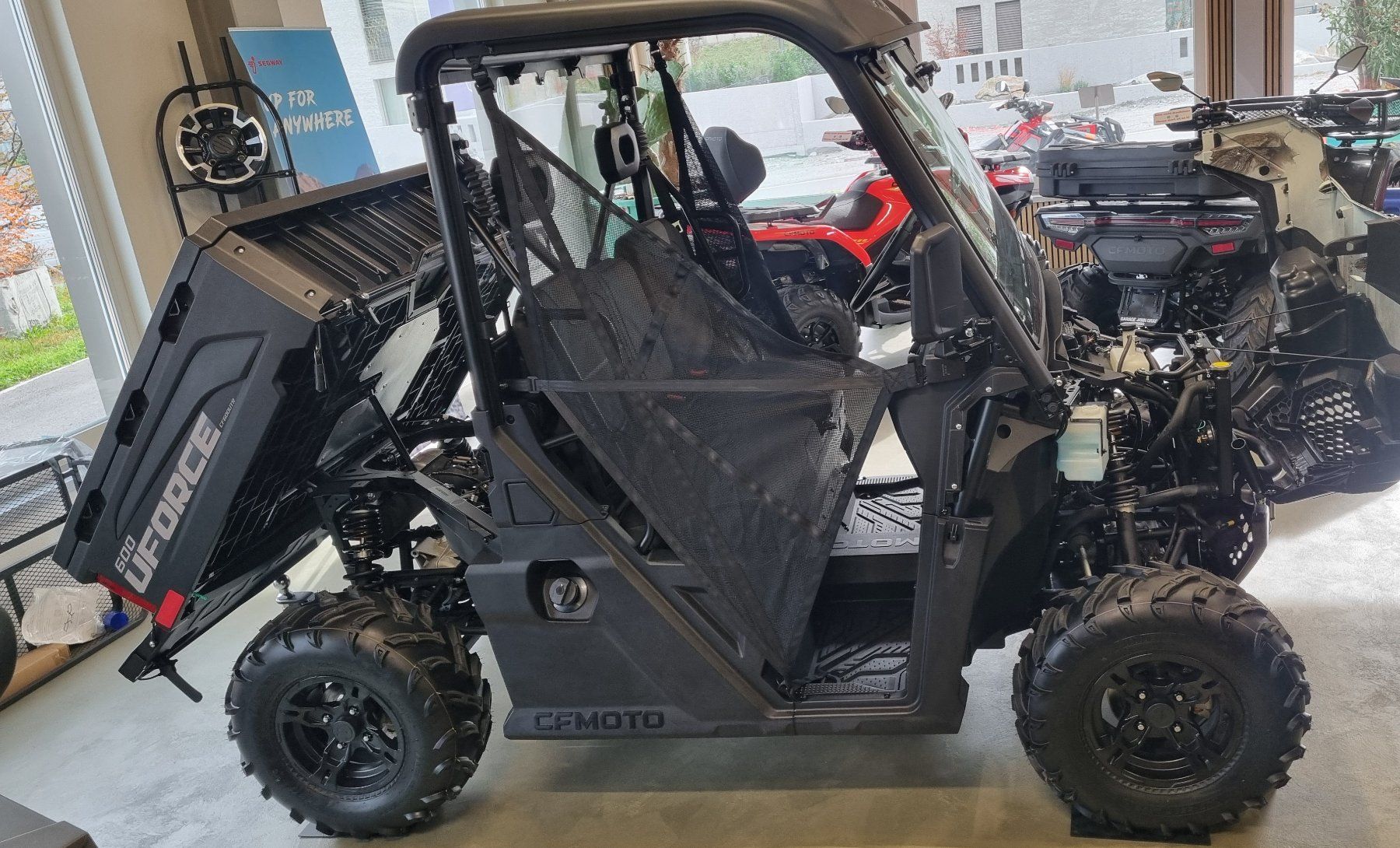 Cf Moto ATV / Quad: CF Moto UForce 4x4 600EFI – Nuovo (secondo la descrizione) da Trimmis venduto da 0004 2