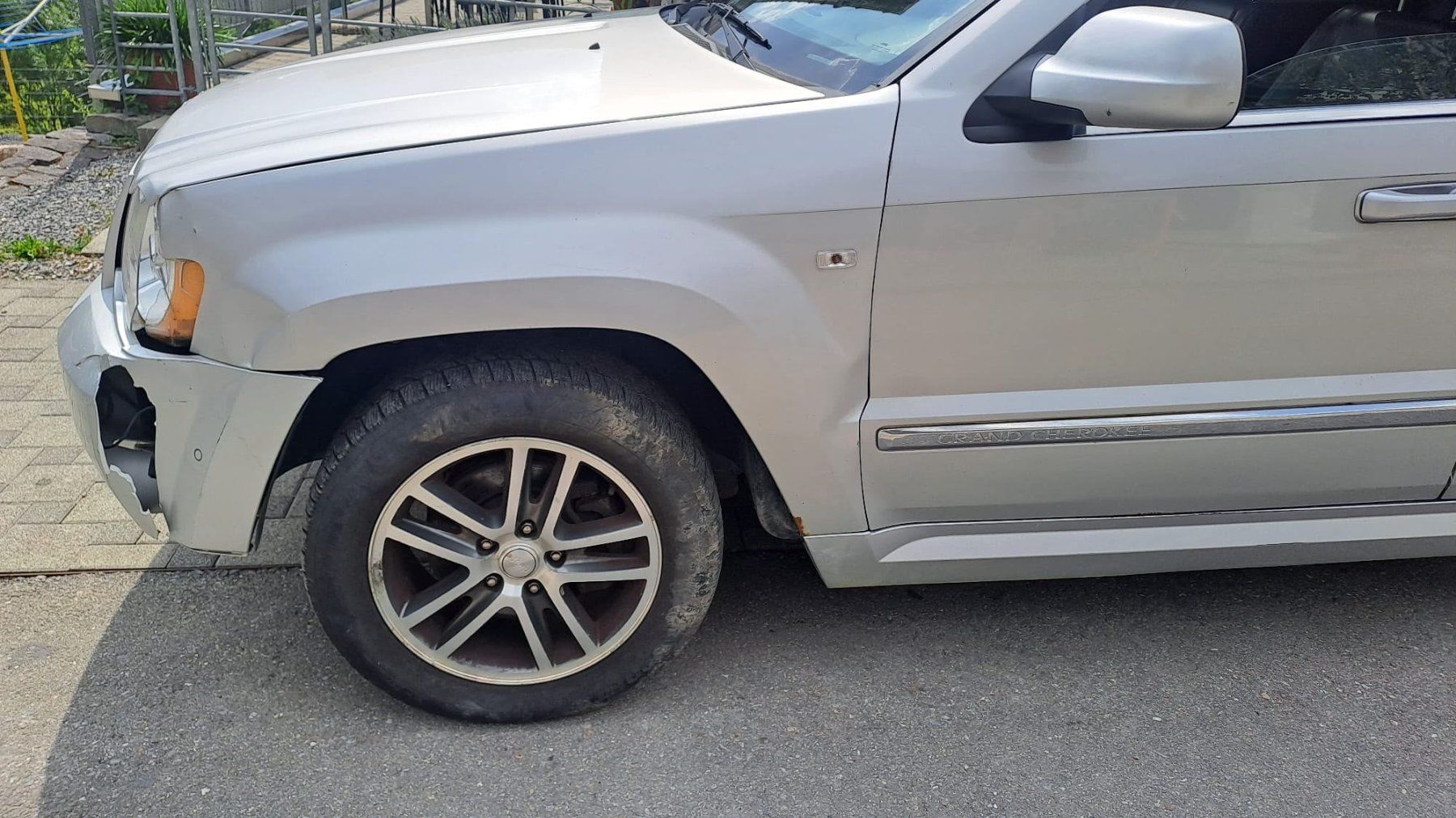 Jeep Autos: Jeep Cherokee – D'occasion à Sörenberg par inf_6vms 6